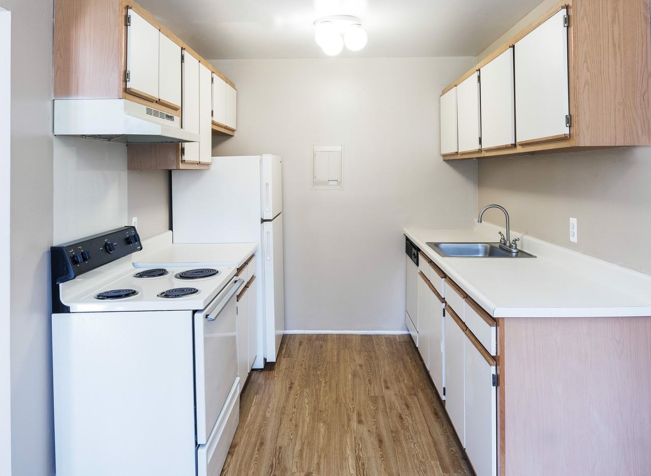 Plymouth House Apartments 42560 Postiff Ave, Plymouth, MI 48170 Zumper