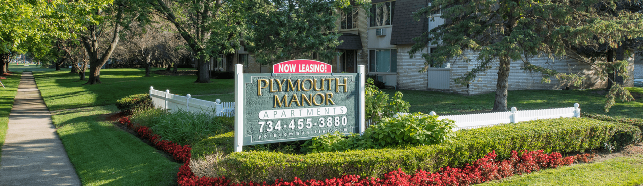 Plymouth Manor Apartments - Photo 2 of 25