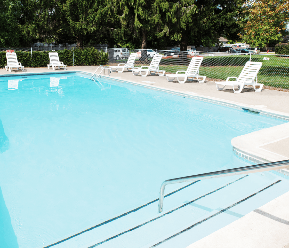 Plymouth Manor Apartments - Photo 3 of 25