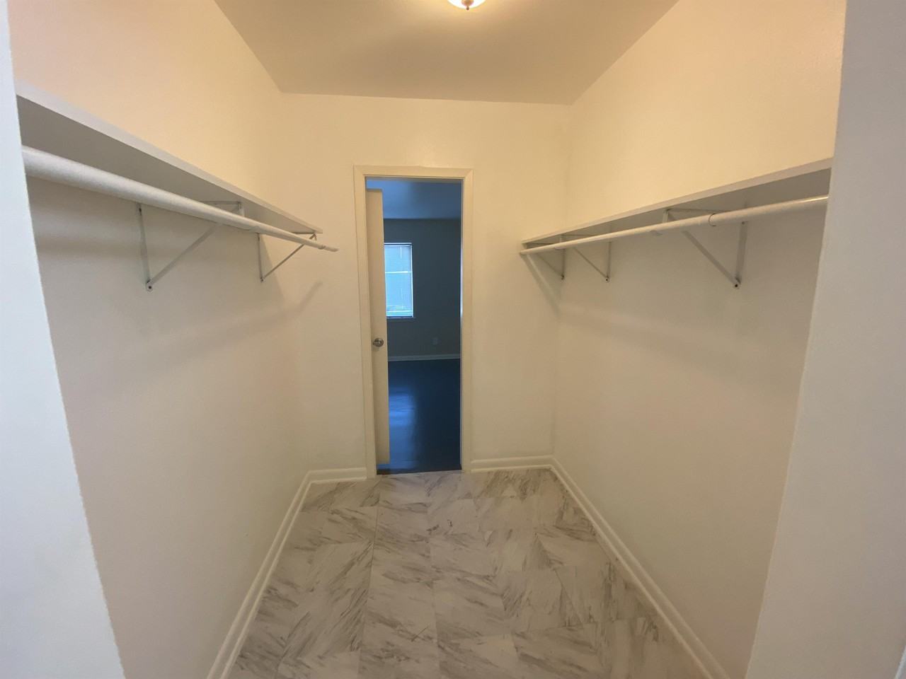 219 West Alabama 22 #22 - Photo 7 of 21