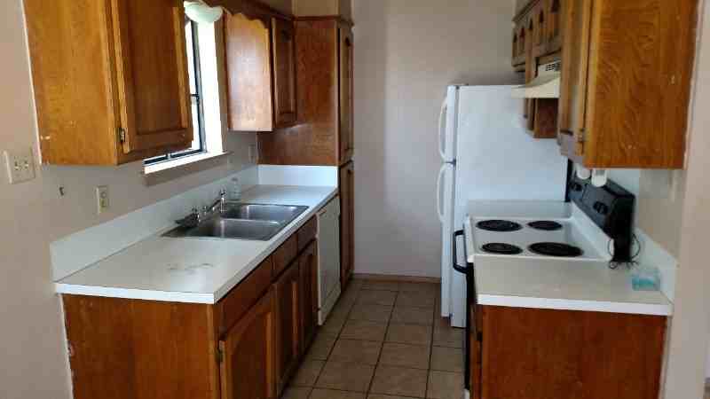 109 W Westridge Dr - Photo 3 of 9