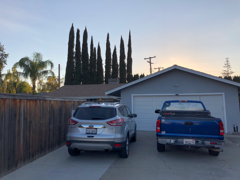 6815 Leaoak Ct - Photo 3 of 11