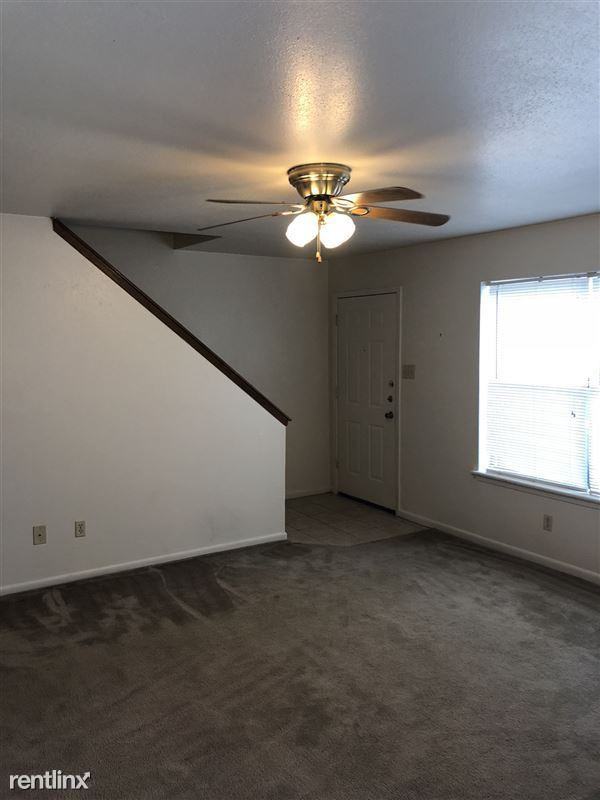 2819 Longmire Dr - Photo 2 of 18
