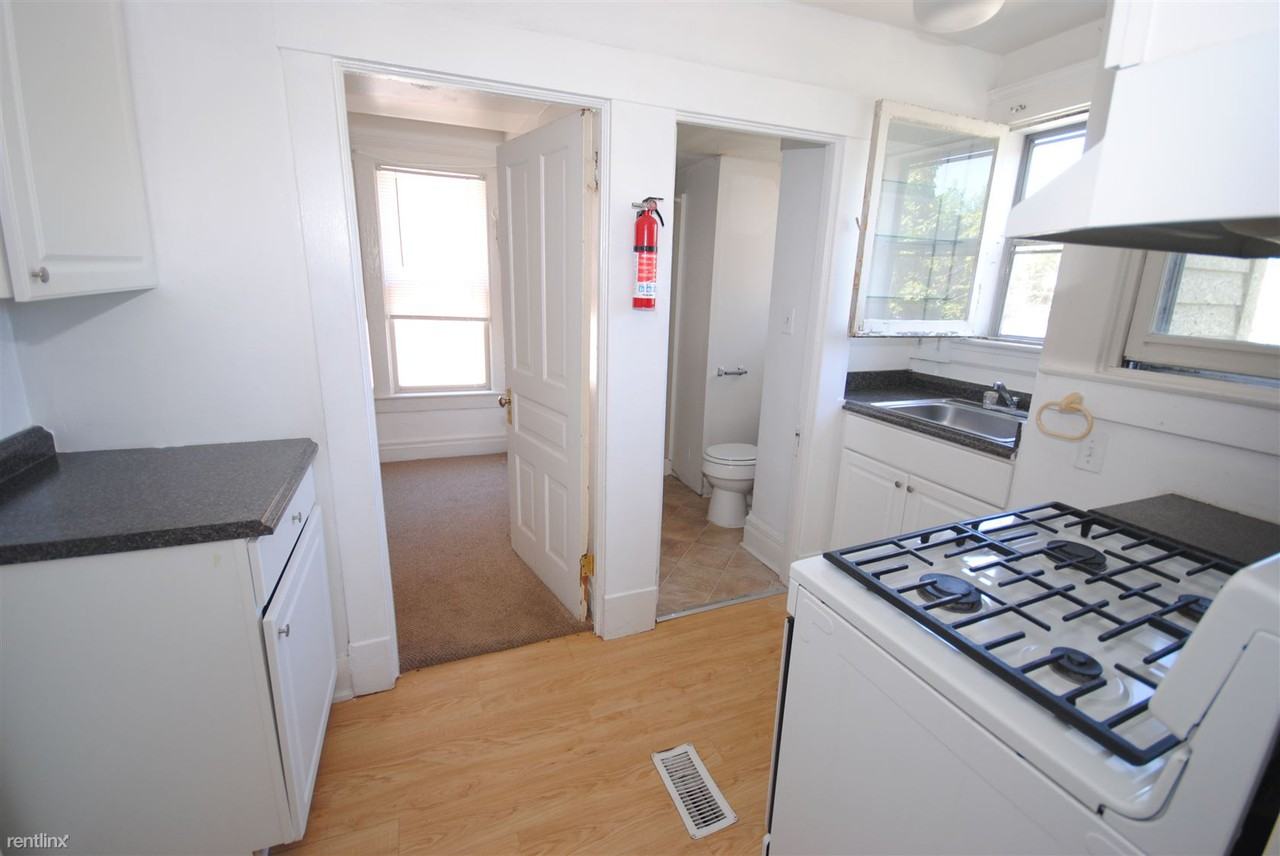 1130 Oakland Ave - Photo 3 of 19