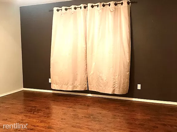 3208 Irving Ave - Photo 2 of 5