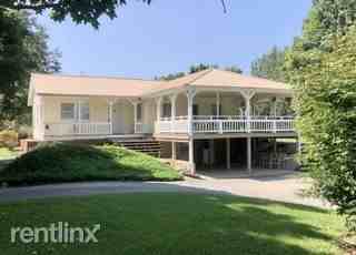 204 Flippo Rd - Photo 3 of 40