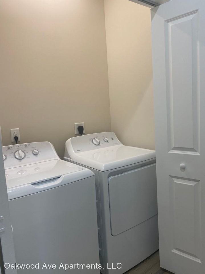 171 Oakwood Avenue - Photo 3 of 5