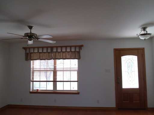 443 Quest Ave - Photo 3 of 36