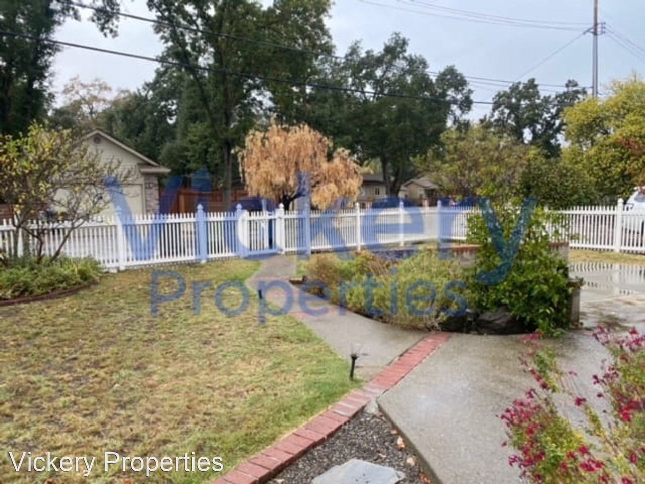 32 Willow Ave - Photo 3 of 21