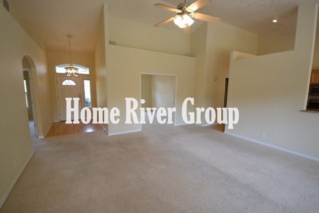 11491 W Coleen St - Photo 2 of 22