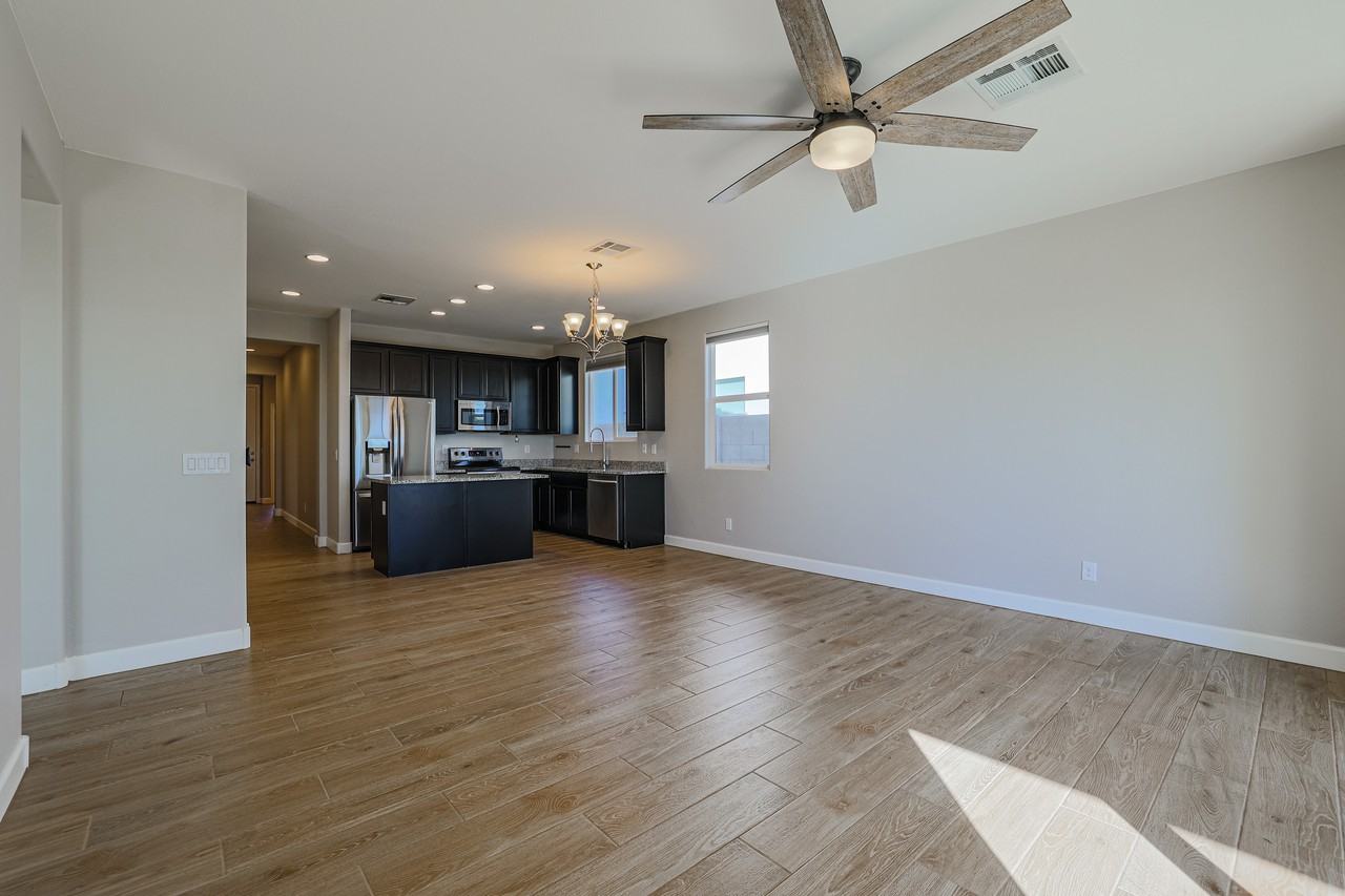 37661 N Bentgrass Rd - Photo 3 of 30