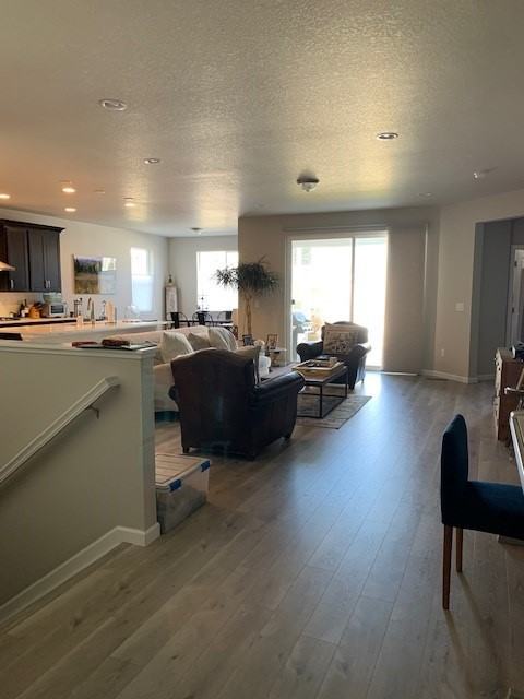 1915 High Plains Dr - Photo 2 of 10