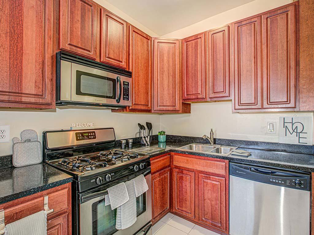 Barclay - Photo 3 of 16