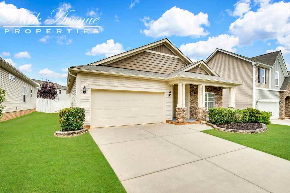 7813 Hereford St - Photo 3 of 24