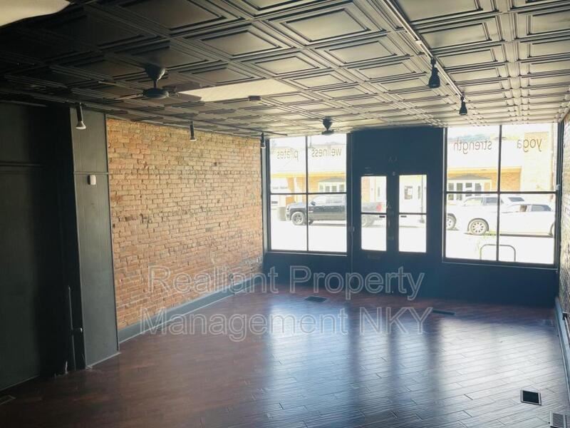 334 Fairfield Ave #1 - Photo 2 of 10