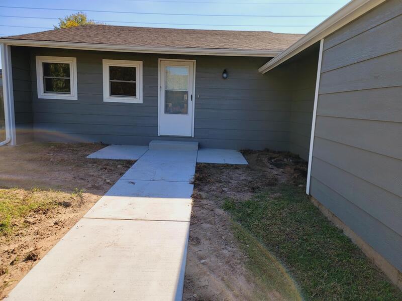 1906 N Woodlawn Blvd - Photo 3 of 31