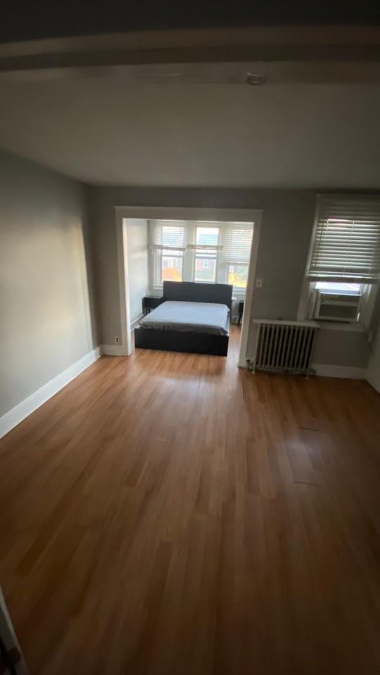 854 Chester Pike #B - Photo 2 of 7