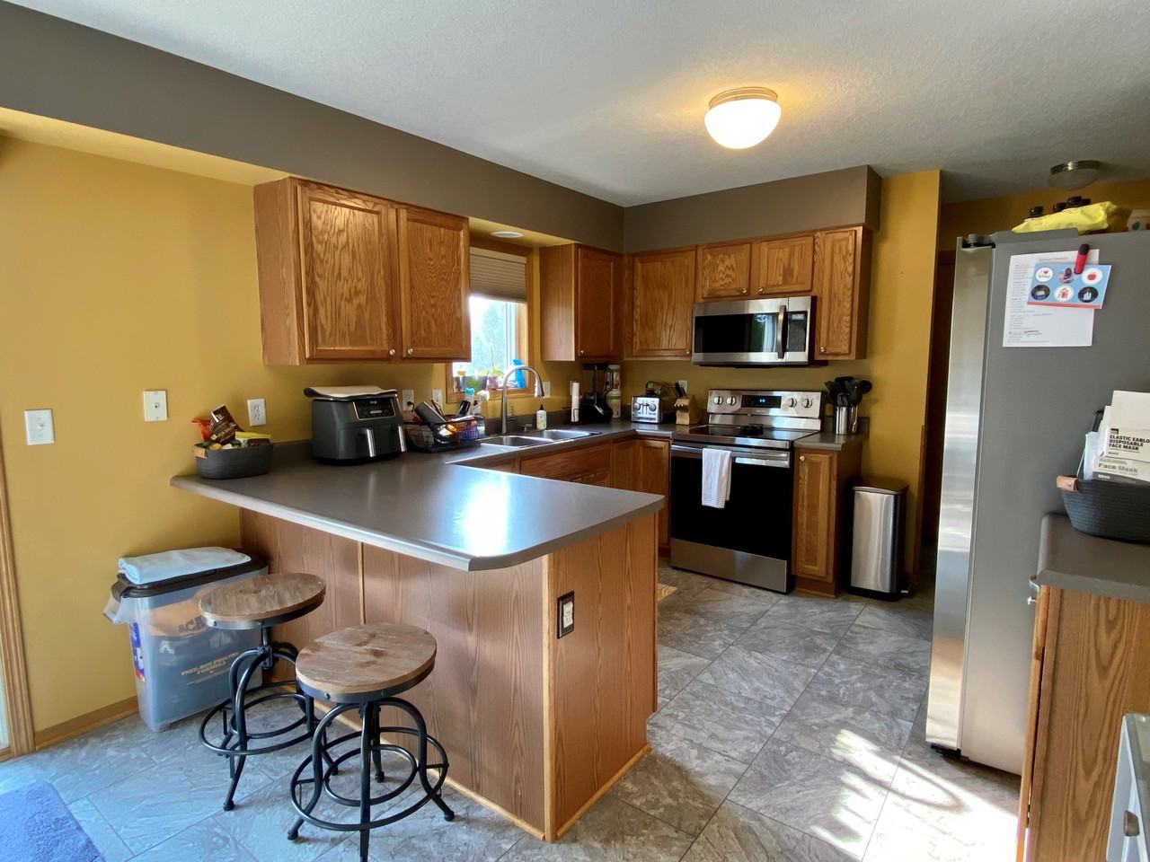 3132 Southeast Magnolia Drive - Photo 5 of 11