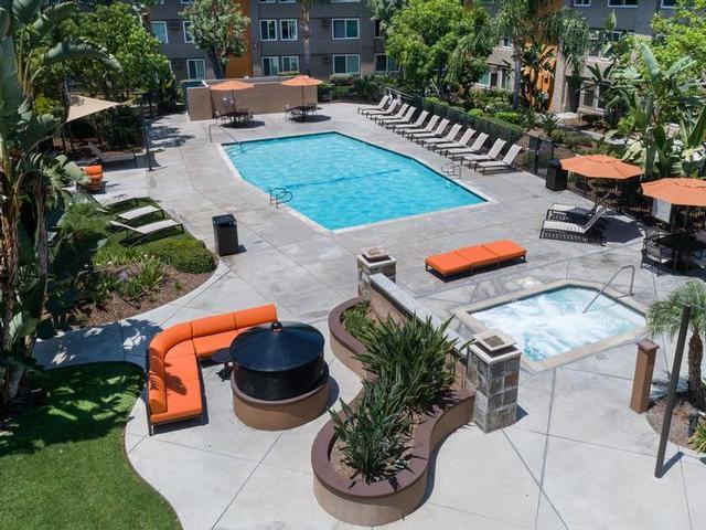 2404 Nutwood Avenue - Photo 7 of 13