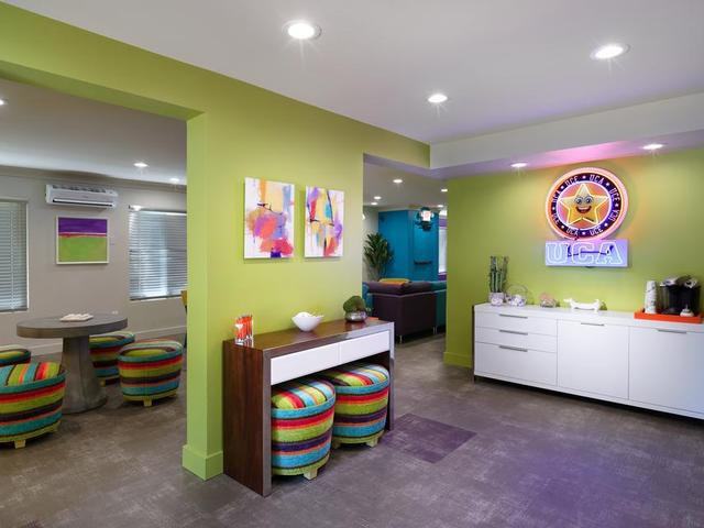 2404 Nutwood Ave - Photo 3 of 13