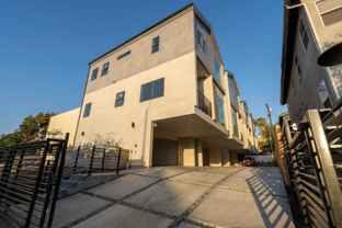 140 N Carondelet St #1-2 - Photo 1 of 1