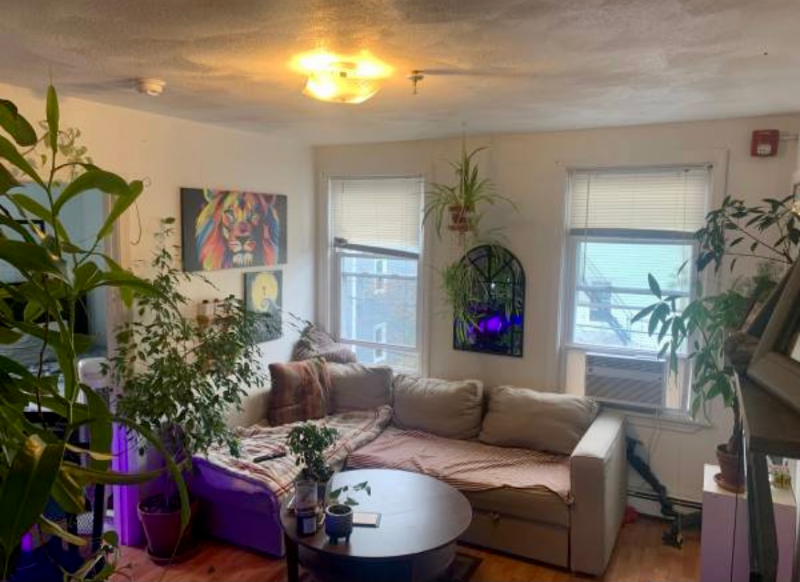 174 Ives St - Photo 2 of 7