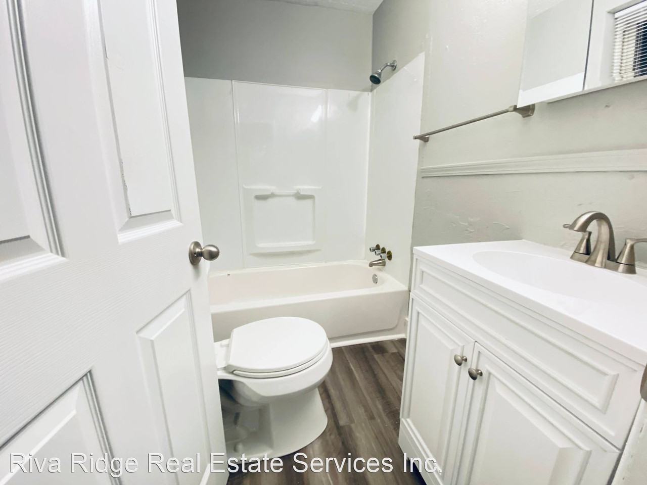 91 1/2 F Street - Photo 3 of 8