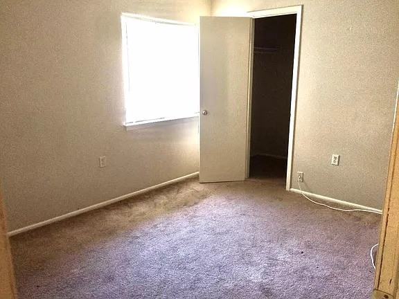 16410 Oak Rock St - Photo 2 of 10