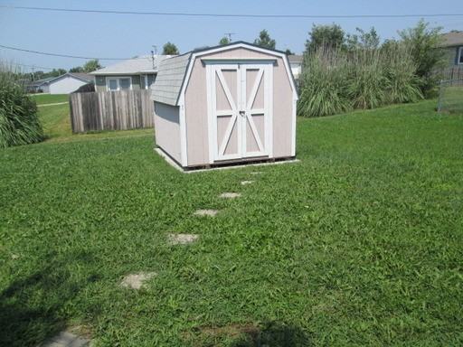 403 Stallion St - Photo 3 of 36