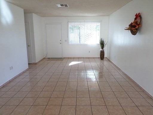 635 M B Martinez St - Photo 2 of 8