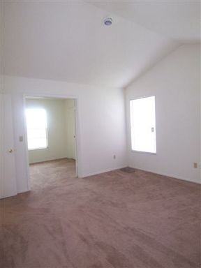 10819 Venice Cir - Photo 3 of 12