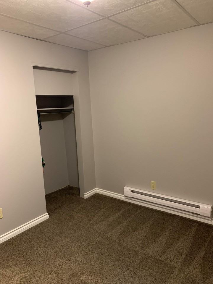 444 Douglas Avenue East - Photo 3 of 15