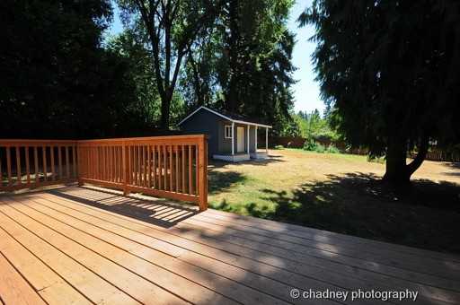 7910 SW Locust St - Photo 3 of 22