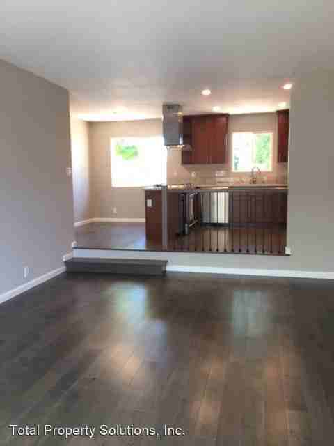 2294 Gill Port Ln - Photo 2 of 12