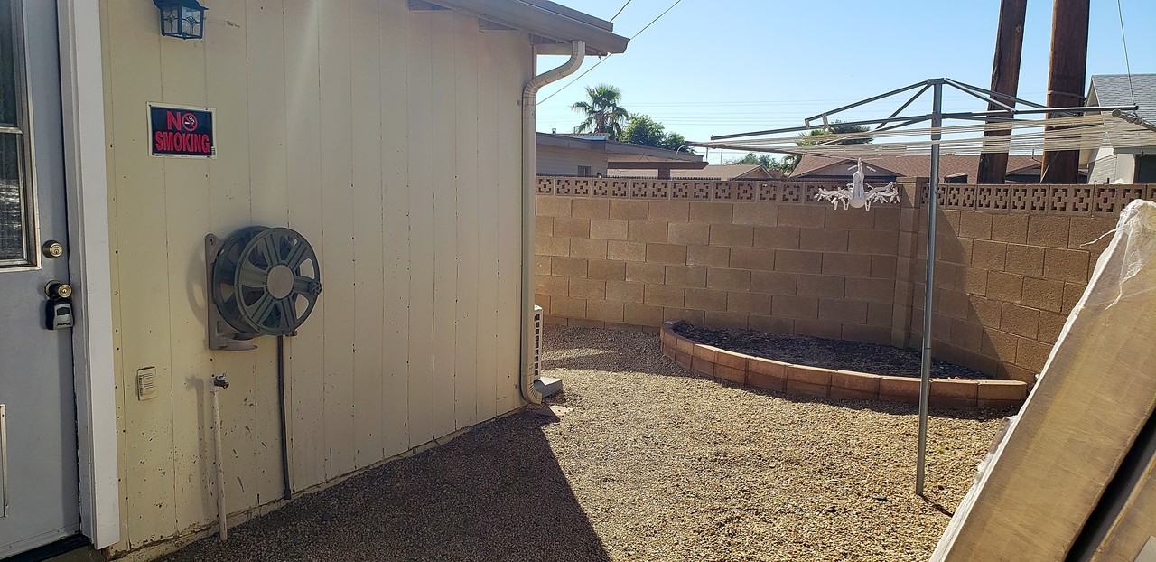 7536 N 36th Ave - Photo 2 of 10