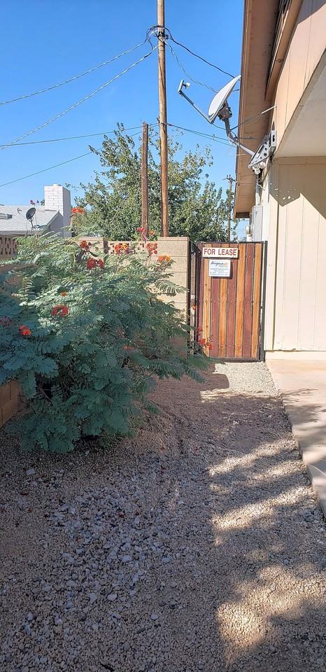 7536 N 36th Ave - Photo 3 of 10