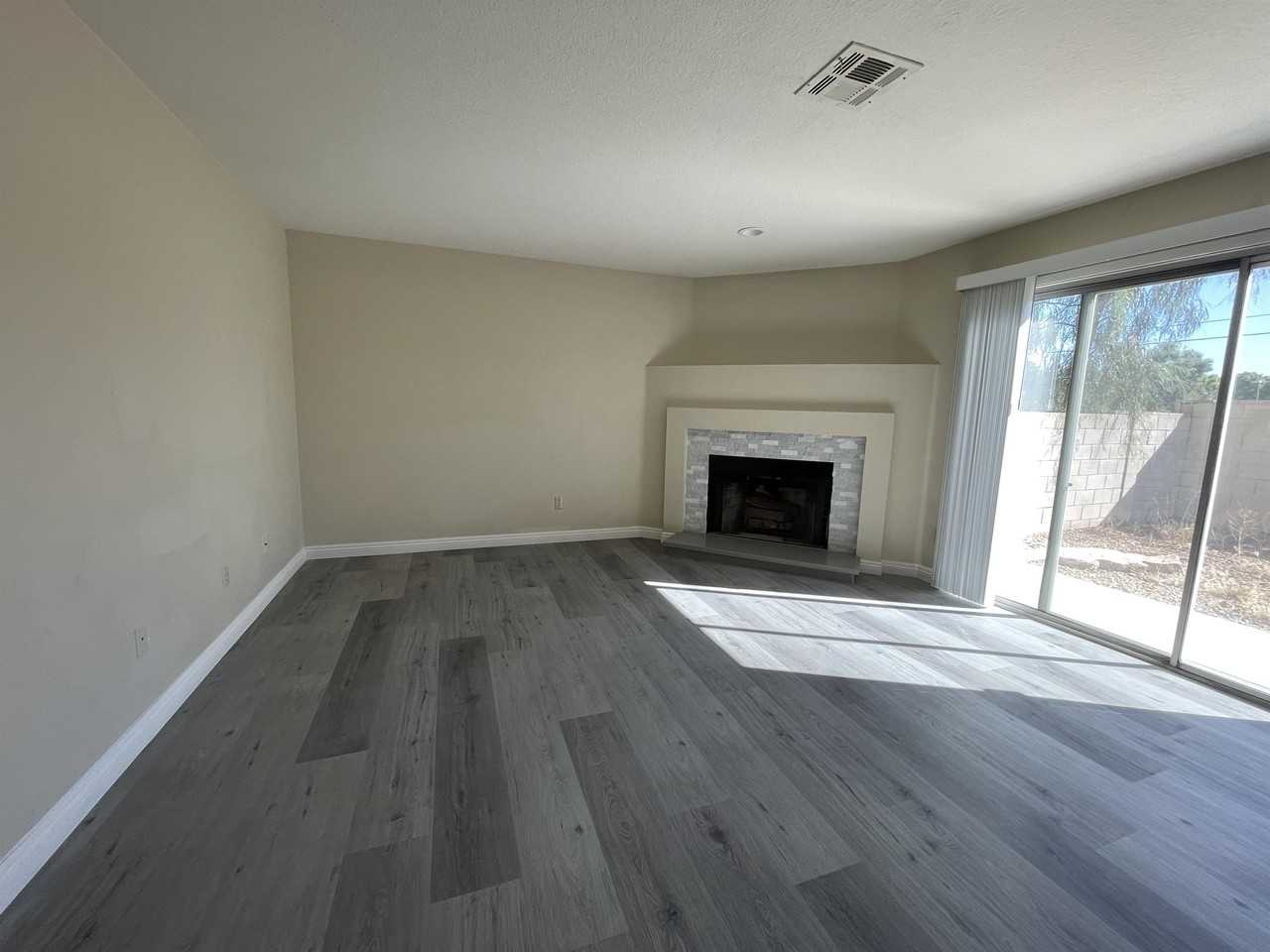 W FLAMINGO 6250 #1 - Photo 2 of 28