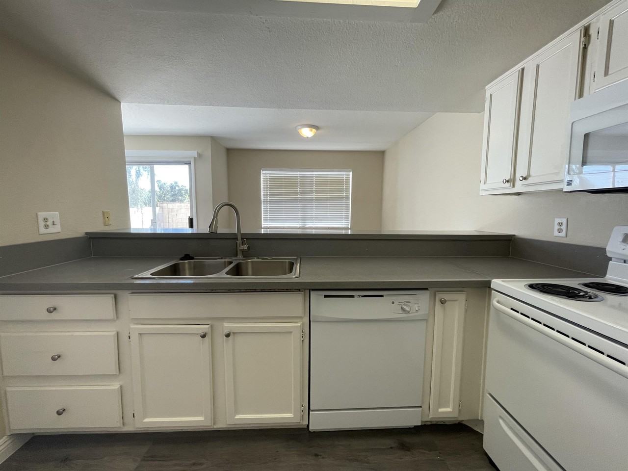 W FLAMINGO 6250 #1 - Photo 3 of 28