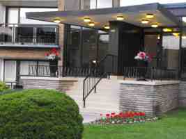 featured image of 1 Heatherdale Road