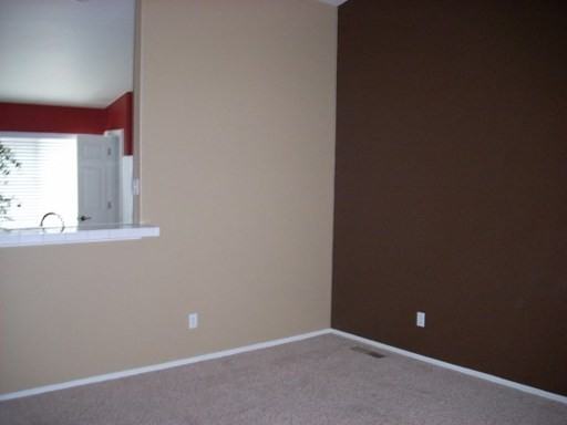 308 Emigrant Way - Photo 2 of 18