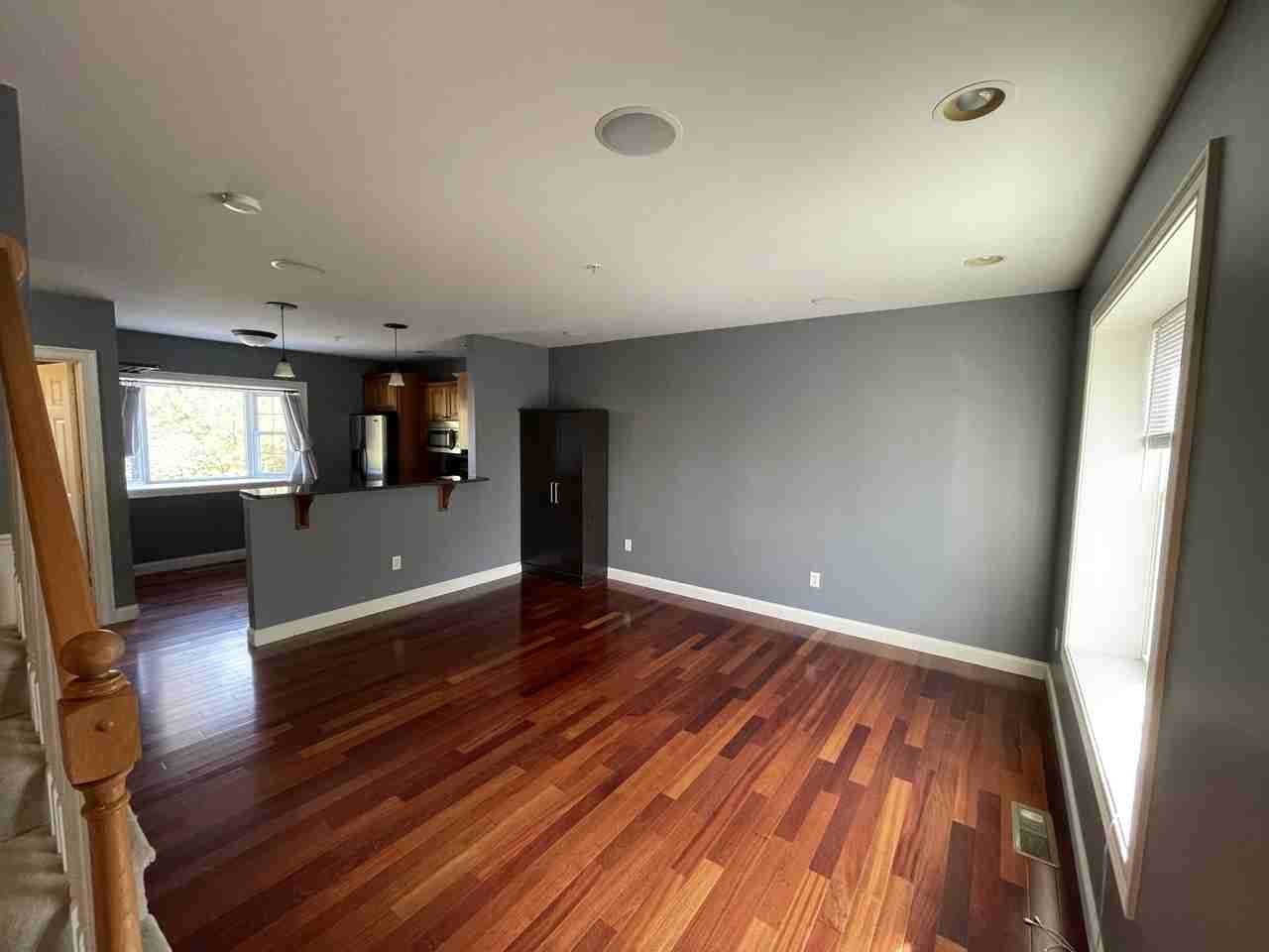 1039 Islington St #9 - Photo 2 of 12