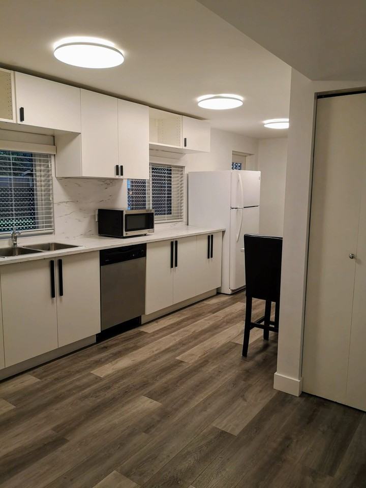 1752 Myrtle Way - Photo 2 of 18