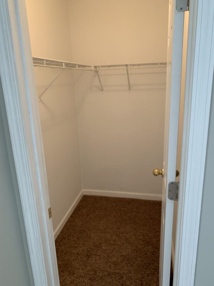 507 Vault Way - Photo 3 of 9