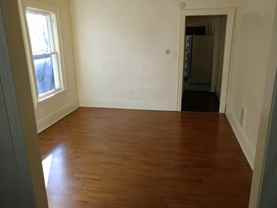 913 Springate St - Photo 1 of 1