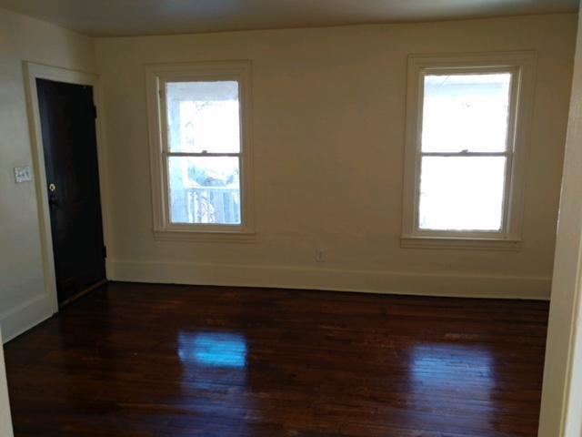 913 Springate St #2nd Fl - Photo 2 of 10