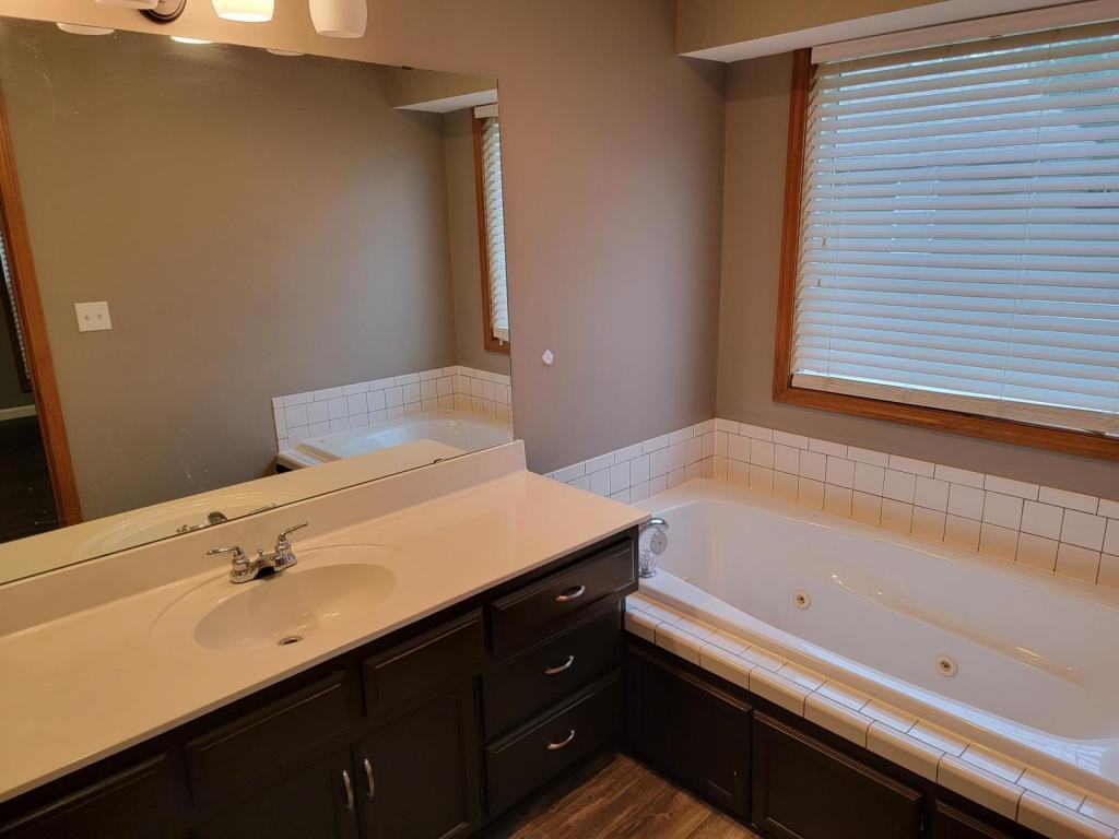 2208 Thistle Cir - Photo 7 of 17