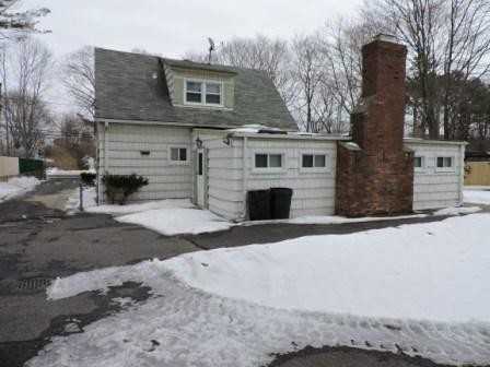 794 Belmore Ave - Photo 2 of 10