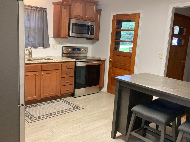 5220 Eureka Dr - Photo 3 of 15