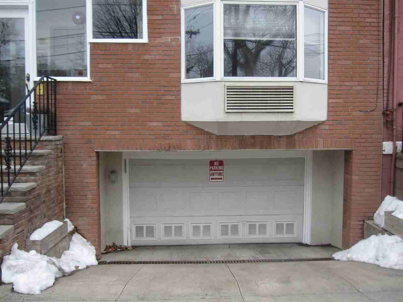 210 5th St #1 - Photo 2 of 6