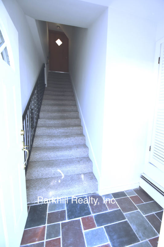 101 S Broadway #A - Photo 2 of 18